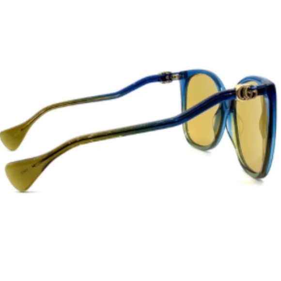 Gucci Oversize Rectangle-Frame Cat Eye Translucent Blue Acetate Sunglasses - Picture 3 of 8